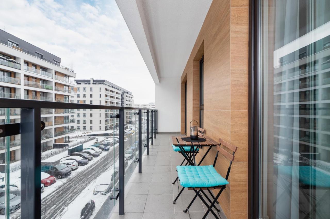 Tauron Arena Premium With Underground & Outdoor Parking By Renters Prestige Apartment