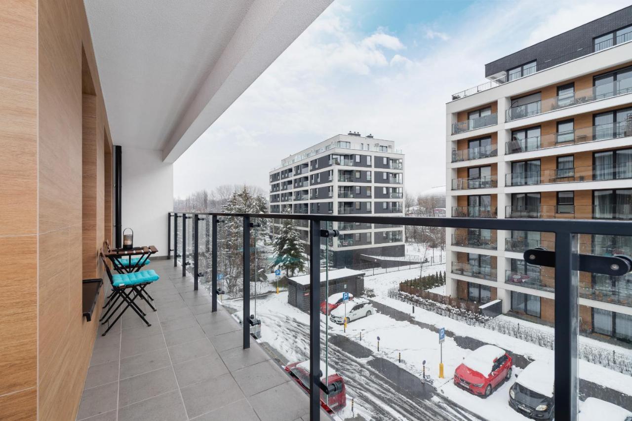 Tauron Arena Premium With Underground & Outdoor Parking By Renters Prestige Apartment