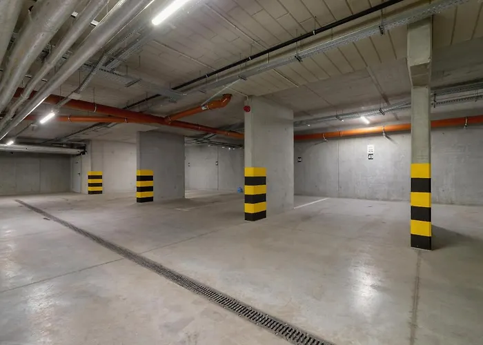 Tauron Arena Premium Apartment With Underground & Outdoor Parking By Renters Prestige
